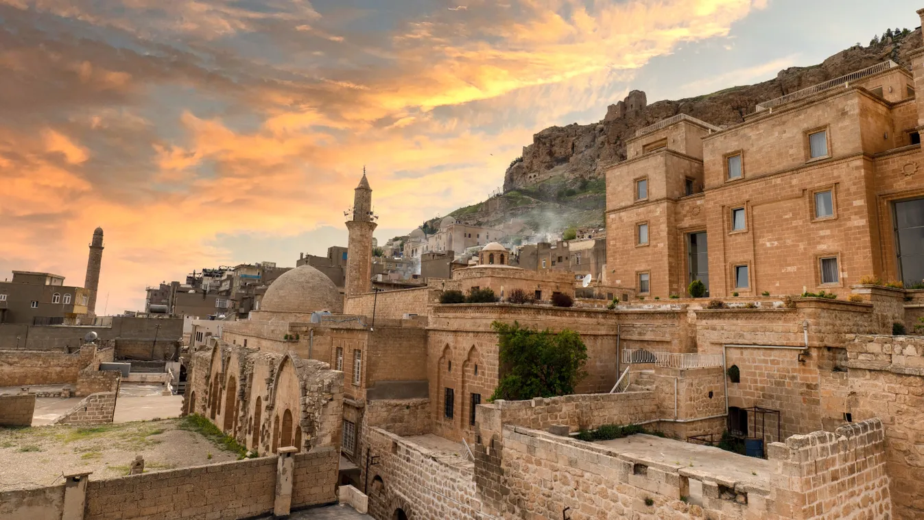 Mardin elképesztő fekvésével és ősi kultúrájával új, eddig ismeretlen élményeket kínál