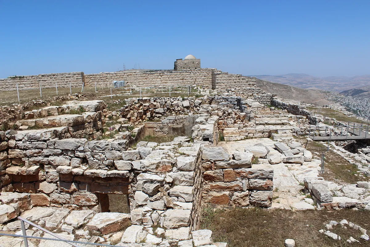 szamaritánus falu maradványai a Gerizim-hegyen