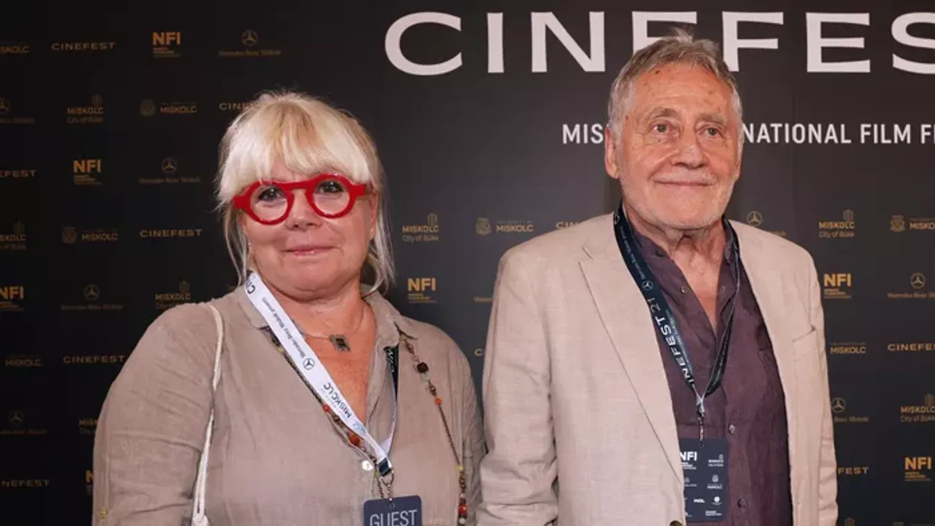 "Ebben minden benne van" – Őrült ováció és vastaps: életműdíjat kapott Koltai Róbert! A színpad mellett csíptük el a legendát – Fotók