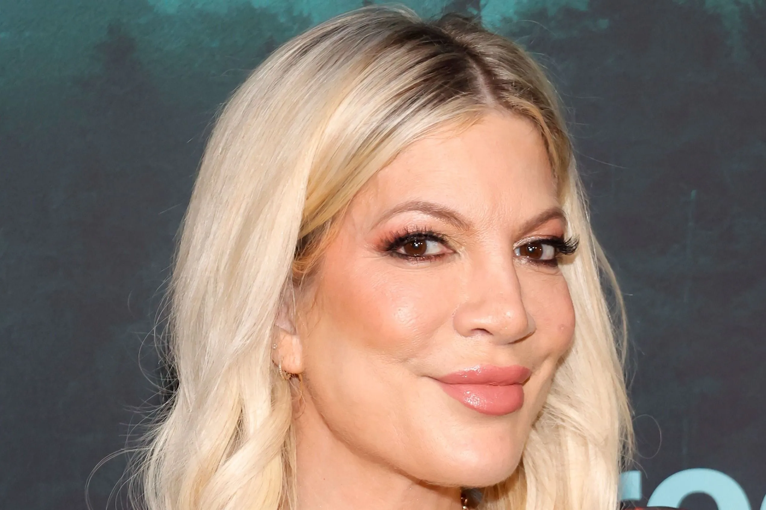 Itt az igazság, mi történt Tori Spelling és Charlie Sheen között