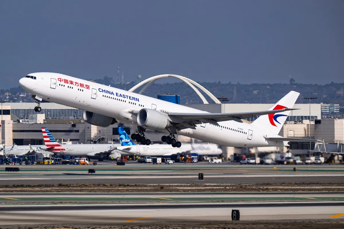 A világ leghosszabb repülőútja a China Eastern Airlines kínálatában