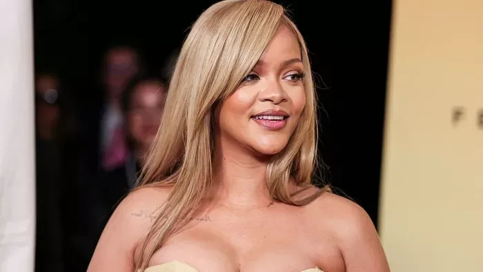 Gólyahír: megszületett Rihanna kislánya