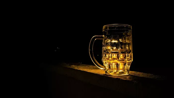 Kibertámadás érte a népszerű sörmárkát, leállt a termelés