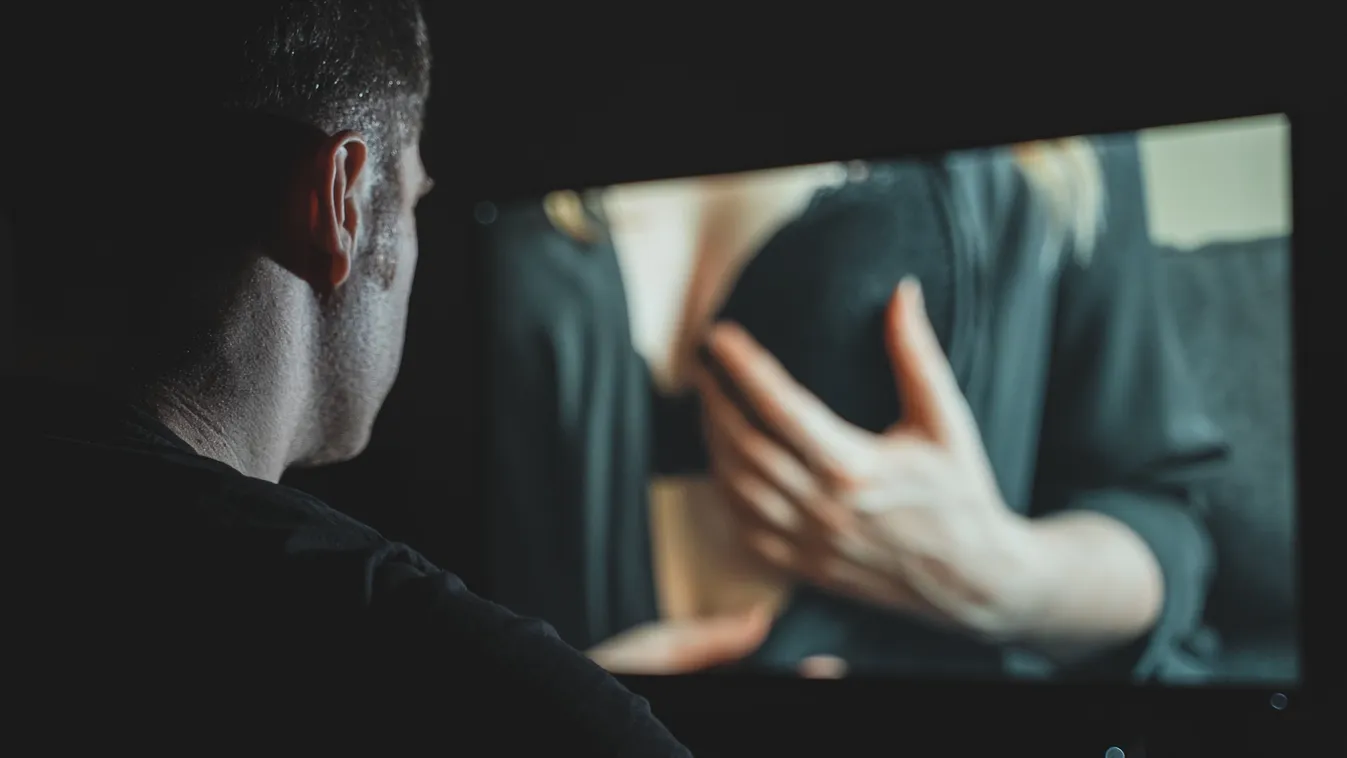 Megdöbbentő fordulat: a pszichológus szerint a felnőttfilmek akár jó hatással is lehetnek ránk