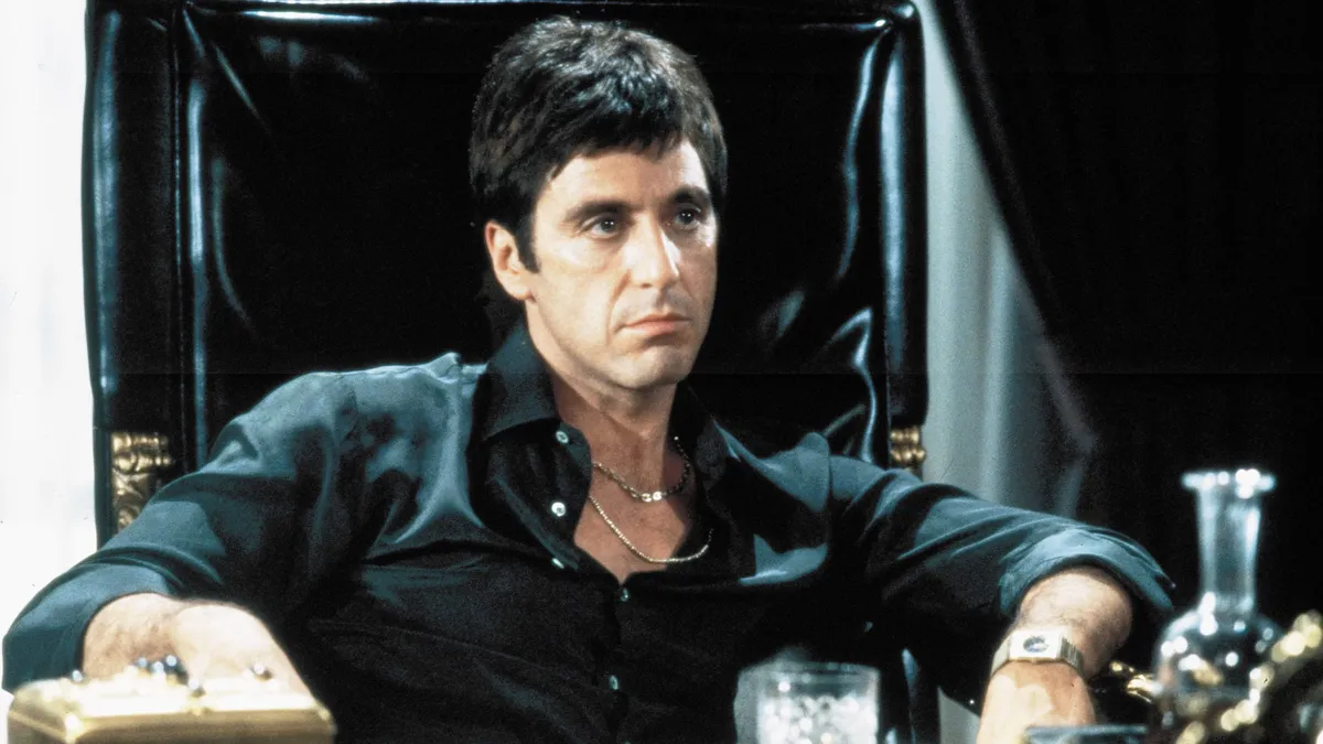 Őt is lecserélték! Al Pacino nélkül készül új Sebhelyesarcú film
