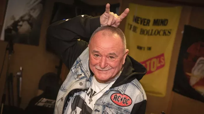 Nagy Feró és fia kamerák előtt ugrott egymásnak