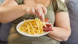 Magas a koleszterinszinted? Íme az okai, tünetei, káros hatásai és természetes kezelési lehetőségei