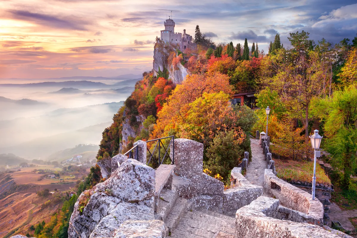 San Marino, Monte Titano, ősz