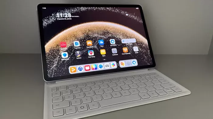 Papírhatású kijelzővel jön a Huawei új táblagépe