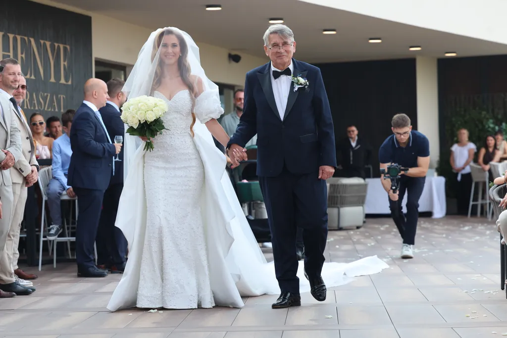Krausz Gábor És Mikes Anna esküvője