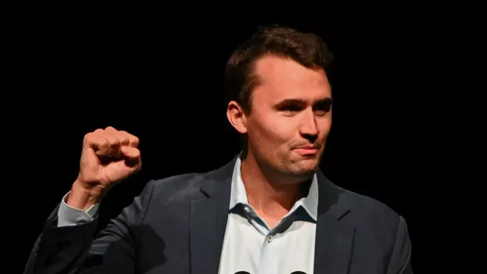Merényletet követtek el Charlie Kirk ellen