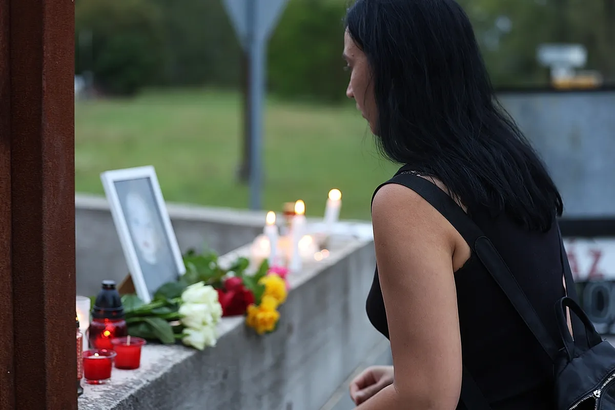 Miske megmelékezés a meggyilkolt kislányra, Bács-Kiskun megye, Fotó: Pozsgai Ákos