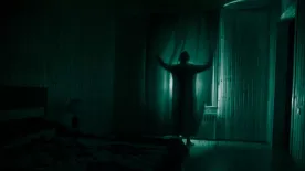 Álmodban bénít meg a Kalapos férfi: nálunk is megjelent a félelmetes árnylény