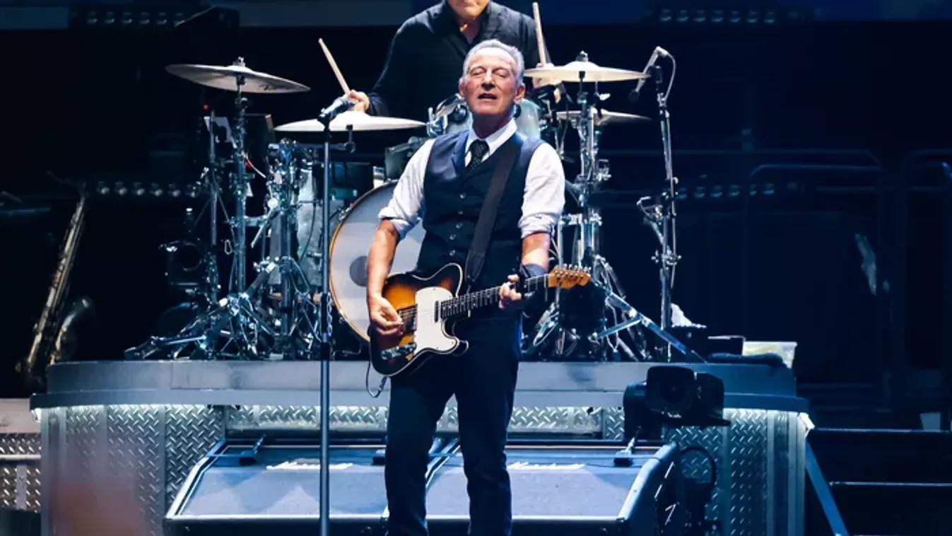 Bruce Springsteen és az 1956-os forradalom új szemmel: 5 film és sorozat, amit látnod kell októberben!