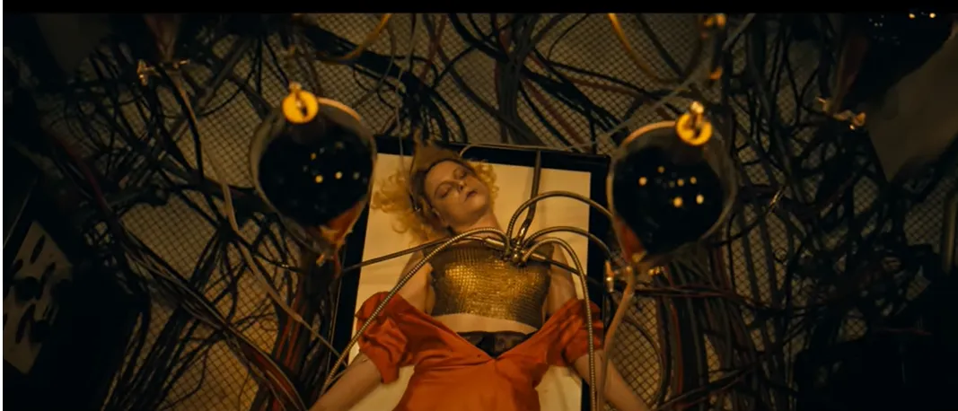 A The Bride lehet Jessie Buckley újabb nagy dobása (Fotó: YouTube)