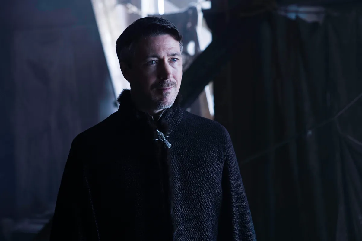 Kisujj a vérbeli ármánykodó politikus megtestesítője a Trónok harca sorozatban (Fotó: HBO)