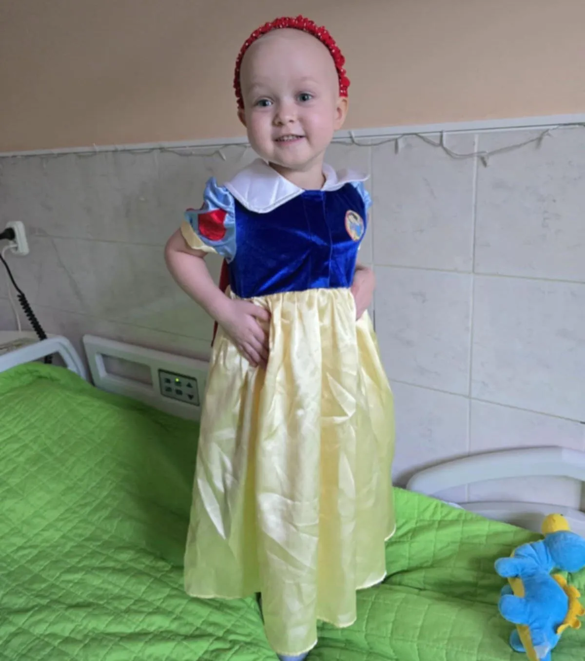 bogi hercegnőként küzd a leukémia ellen