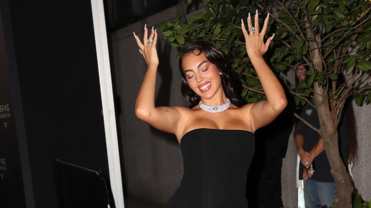 Cristiano Ronaldo mennyasszonya, Georgina Rodríguez elképesztő vagyonra tehet szert.