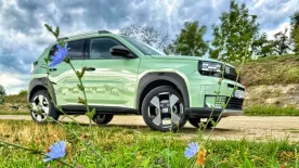 Újrahasznosított anyagból is ki lehet hozni a legjobbat – Nálunk járt a Fiat Grande Panda Hybrid