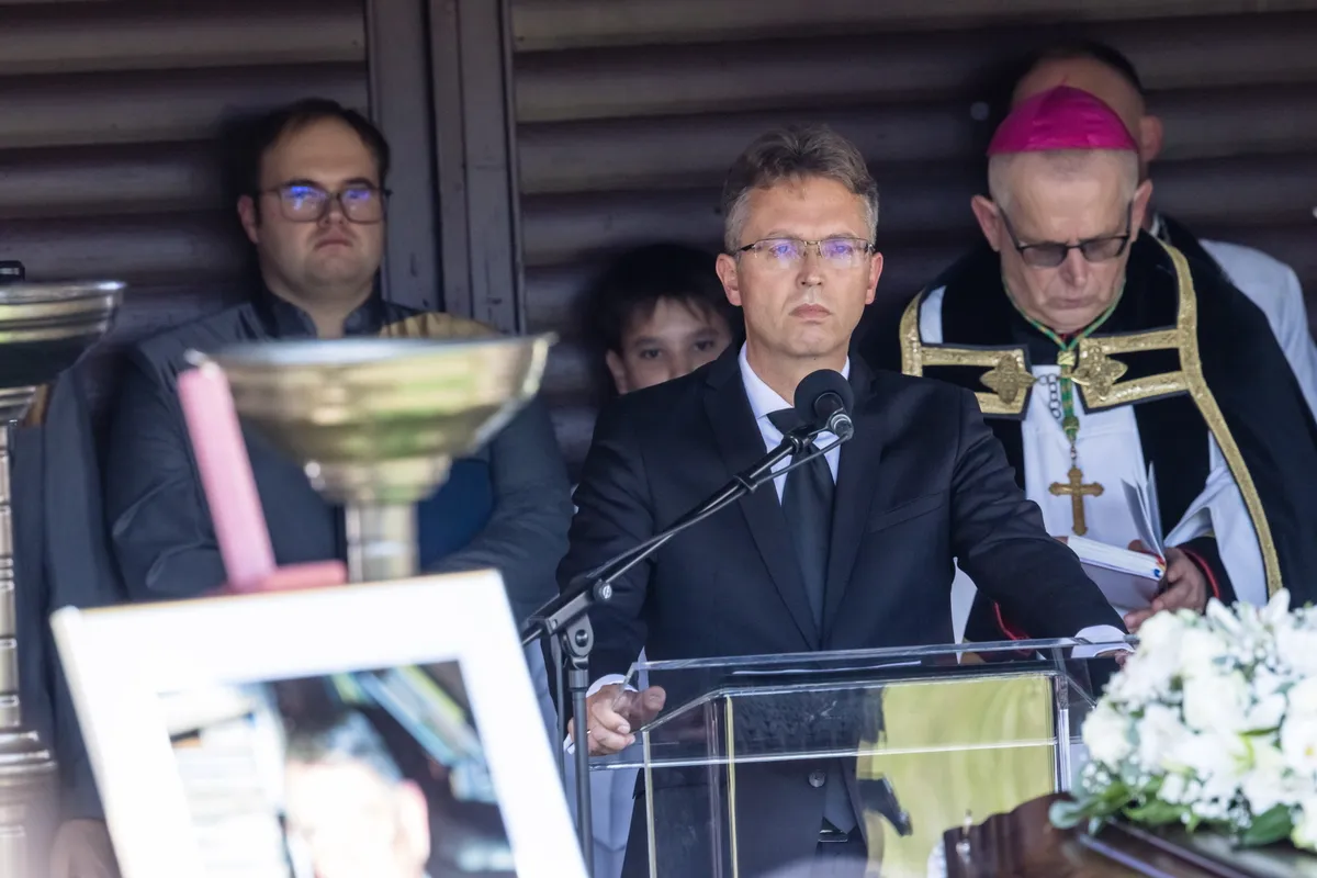 HANKÓ Balázs; KÁSLER Miklós