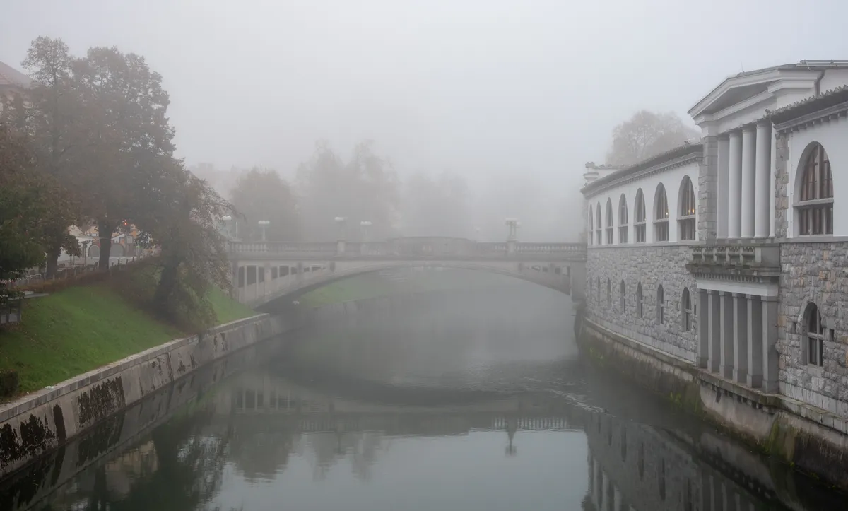 Európa pénztárcabarát városai, Ljubljana ködben, Ljubljanica folyó