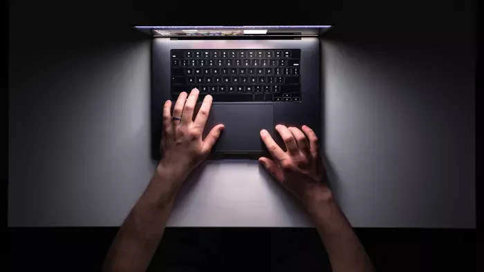 Felháborító átverés: 3 millió forintot csaltak ki egy nőtől