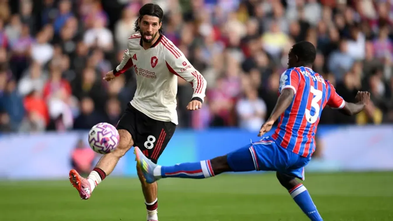 Szoboszlai Dominik ordítva jelezte a bajt, videóbíró döntött a Liverpool meccsén