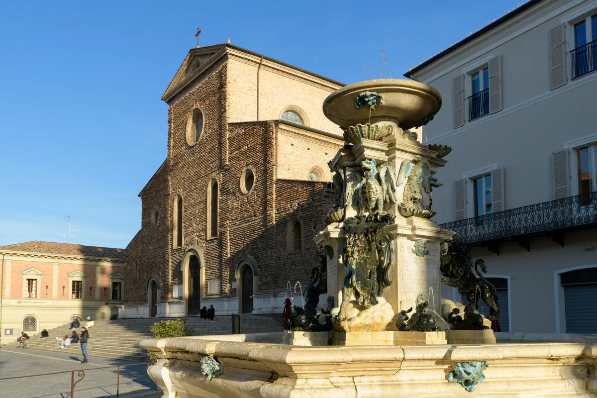 Piazza,Del,Popolo,(people's,Square),,The,Medieval,Palace,,The,Cathedral