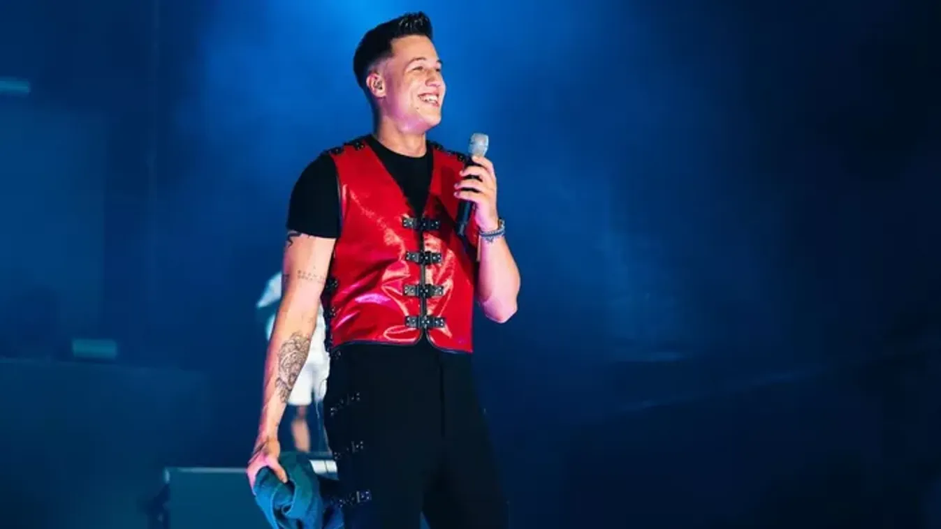 Megint előkerült a maszk! T. Danny újabb fricskát kapott Manueltől: videón, ahogy kifigurázza