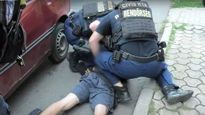 Kommandósok lepték el Hajdúszovátot: Videó a bevetésről!