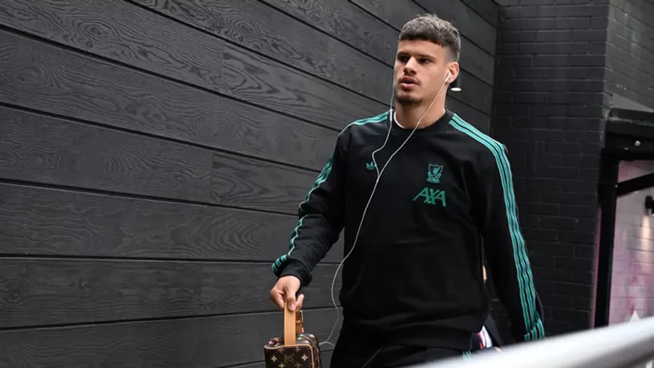 Kerkez Milos riválisát ünnepli Liverpool, a magyar védő nehéz helyzetbe került