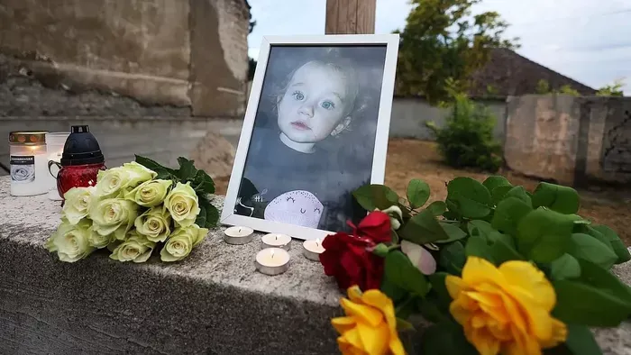 A miskei gyermekgyilkosság gyanúsítottját a saját apja adta fel, aludni sem tudnak a gyásztól Hanna szülei