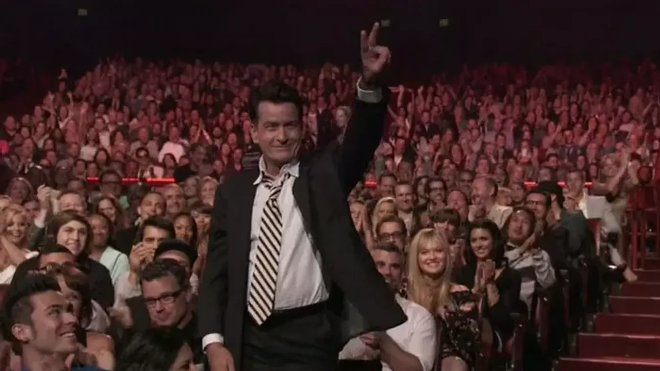 Az apja a szeme láttára kapott szívrohamot: Charlie Sheen kifakadt minden botrányáról