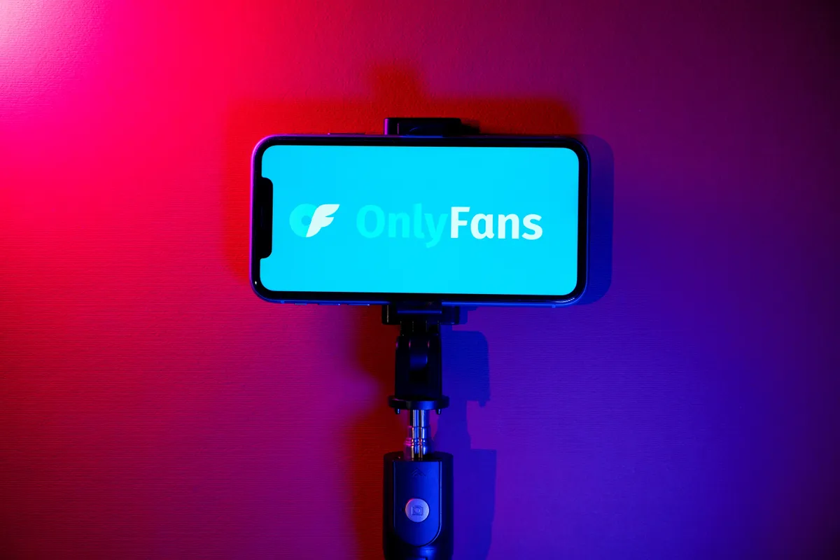 „Titokban rákattantam a sógornőm OnlyFans-fiókjára – a kéréseim pedig egyre eltorzultabbak...”