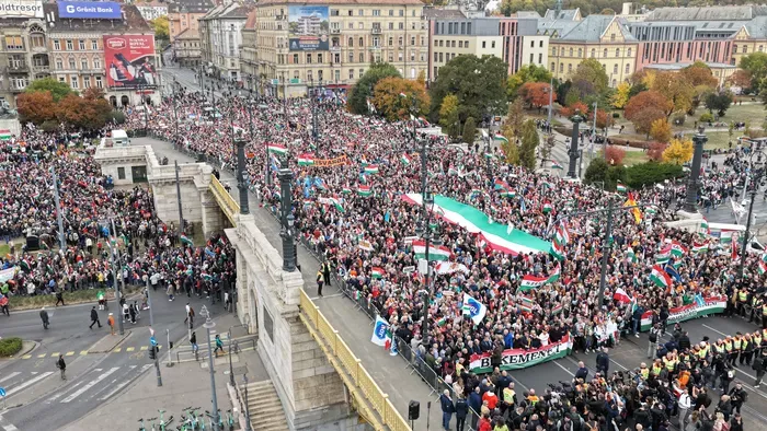 Orbán Viktor: Ez már az űrből is látszik
