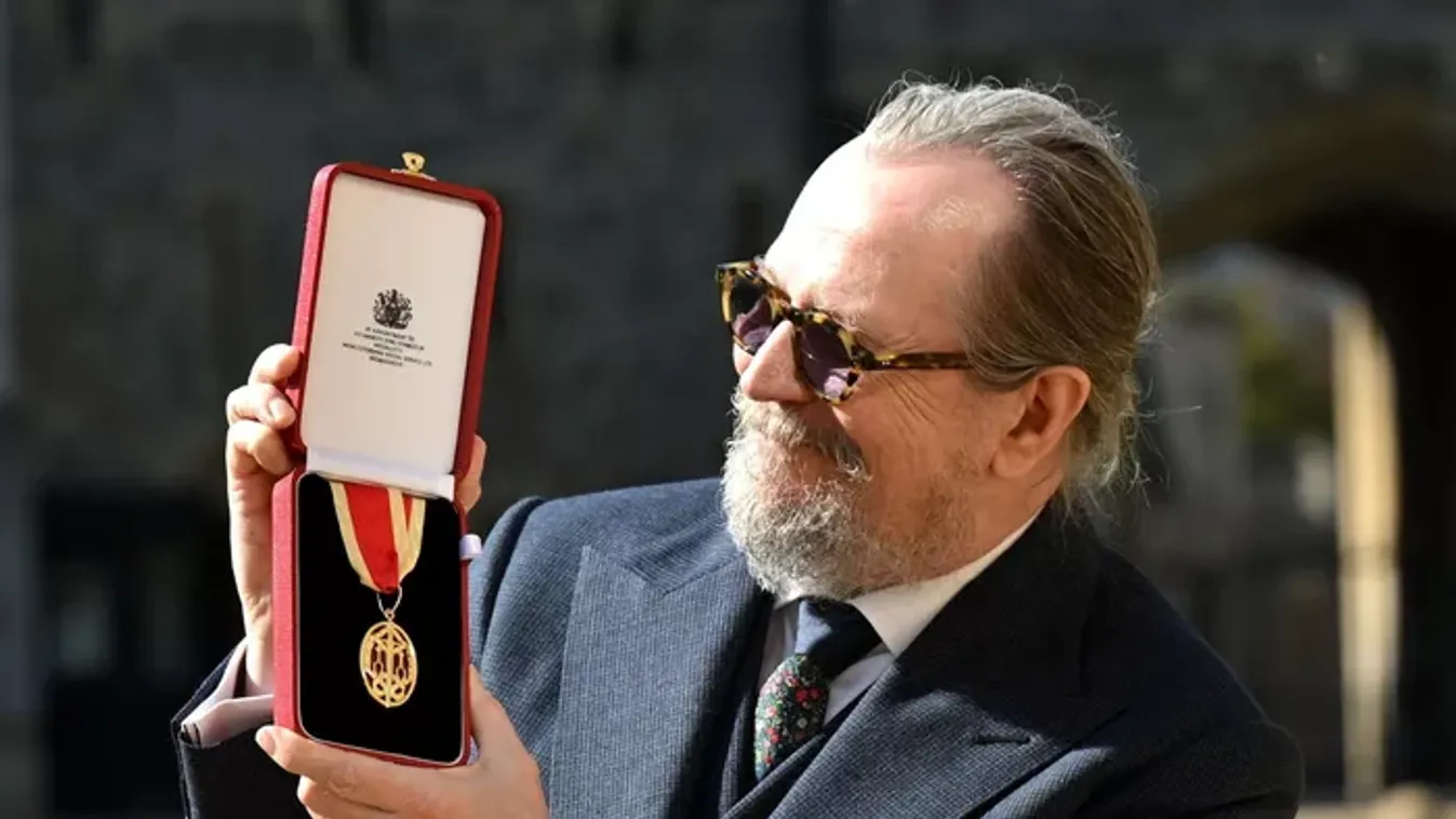 "Úgy tűnik ma egész jól megmosakodtam" – Gary Oldmant lovaggá ütötték! Naná, hogy odaszólt Vilmos hercegnek