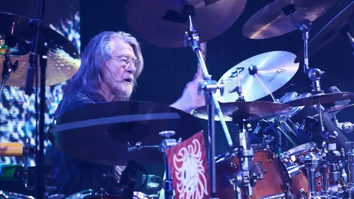 Furcsán zárult a történelmi, elfeledett afrikai Neoton-turné