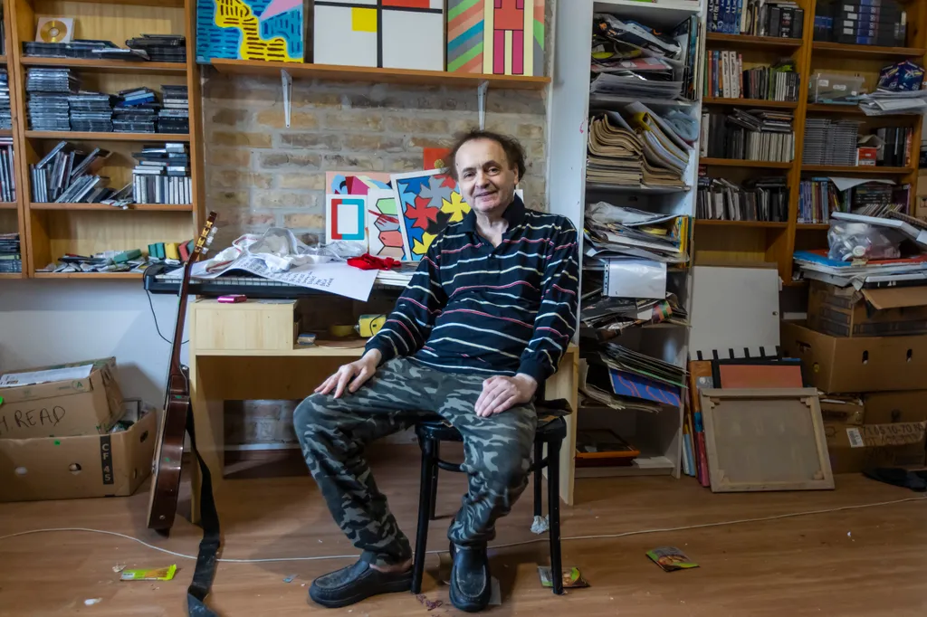 Galla Miklós lakása döbbenetes állapotban van, szeméthegyek fogadták lapunkat