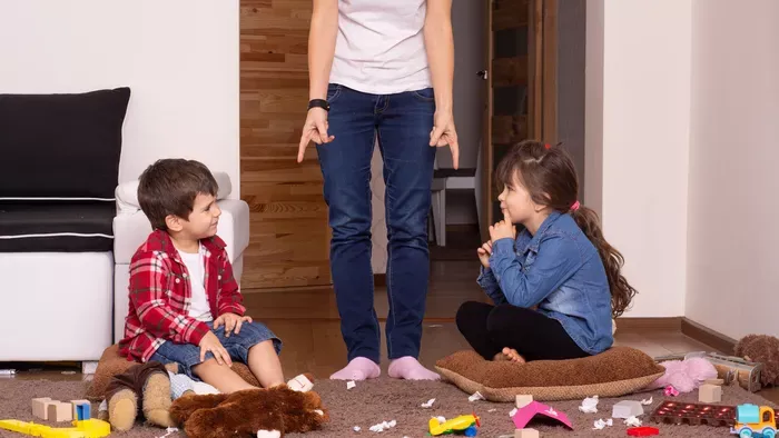 Így mérgezik meg a szülők a testvéri kapcsolatokat