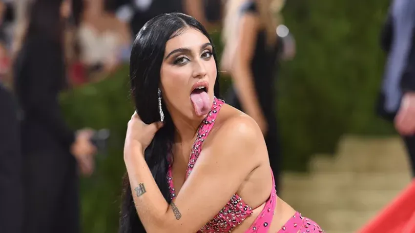 Extrém és szexi képeken Madonna 29 éves lánya, Lourdes Leon