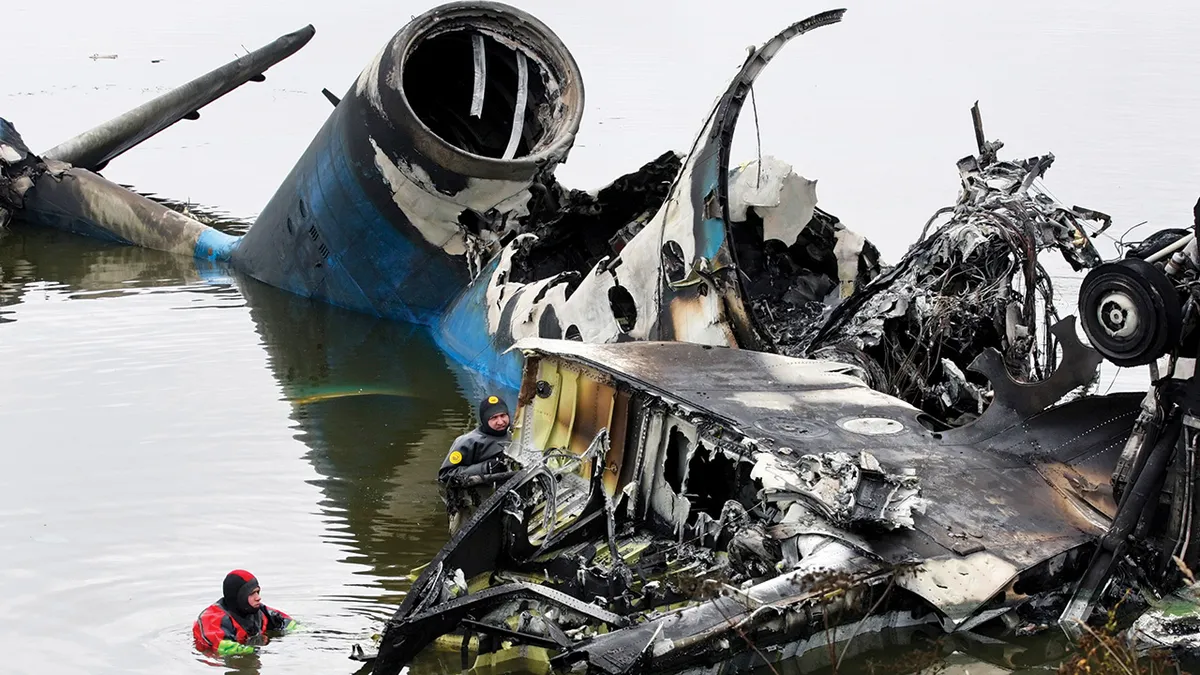 Felszállás közben, műszaki meghibásodás miatt zuhant le a jégkorongcsapat gépe