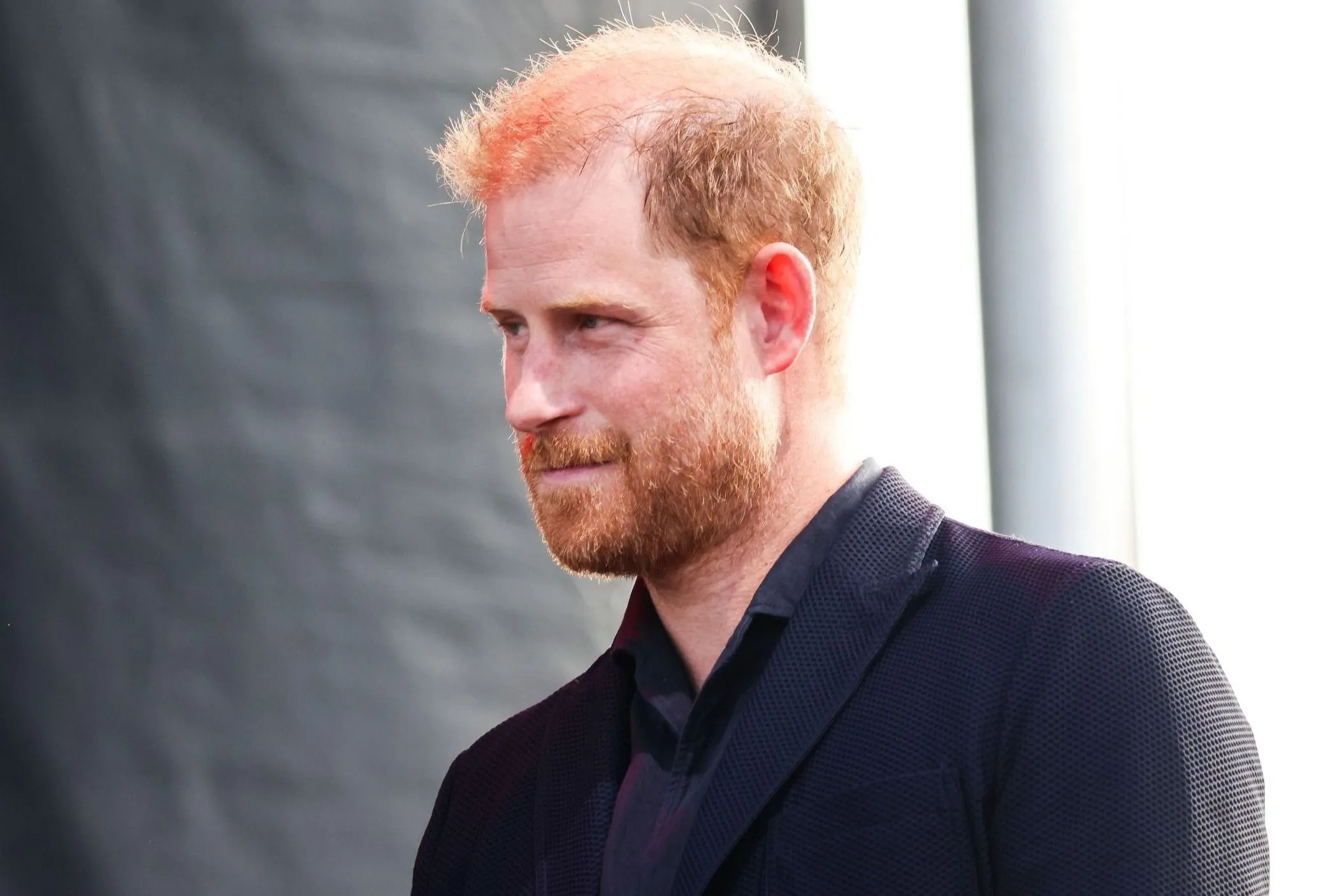 Harry herceg dühbe gurult