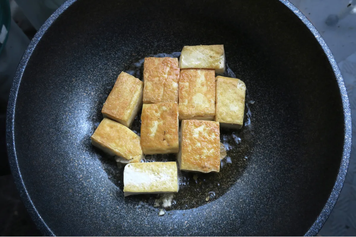 Hamis tofu pirítása