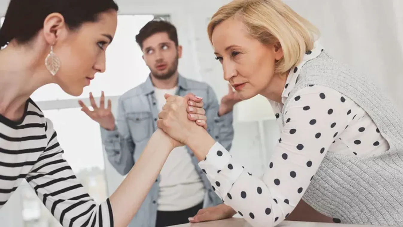 Idegeidre megy az anyósod? Így vethetsz véget a családi drámának