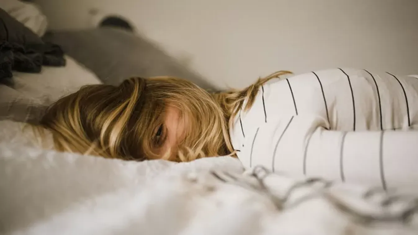 Folyton felkelsz hajnalban? Itt a tuti tipp, hogy gyorsan visszaaludj
