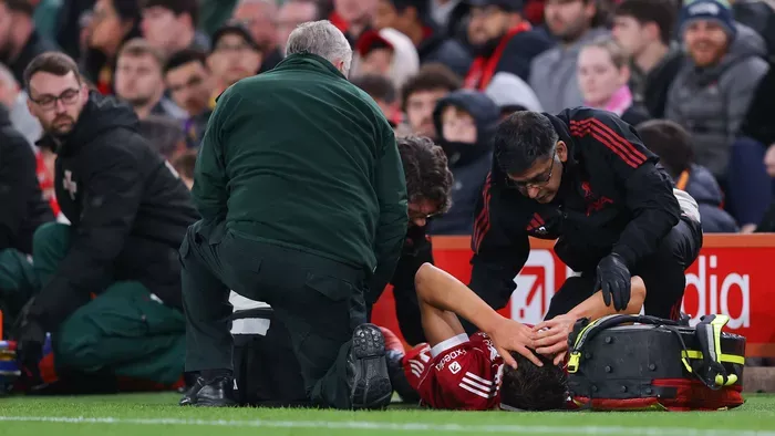 Óriási a baj, évekre kidőlt a Liverpool ifjú tehetsége