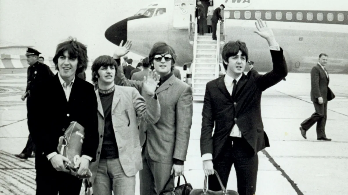 Anyagi csődbe viszi a The Beatles a Sony-t? Brutális összeget fektetnek be a szépfiúkkal telepakolt életrajzi filmjükbe