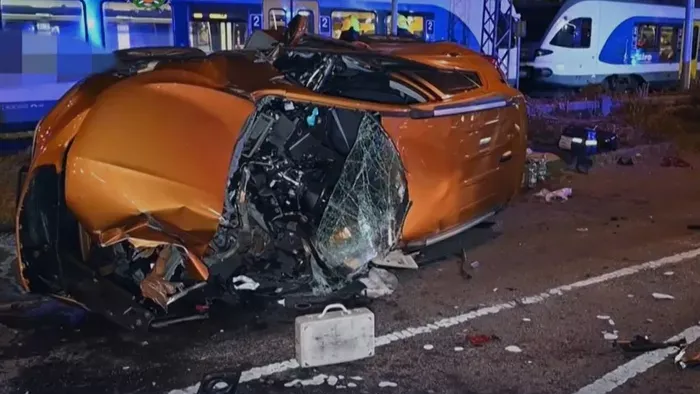 Gyerekeket kellett kiszabadítani a horrorbaleset után