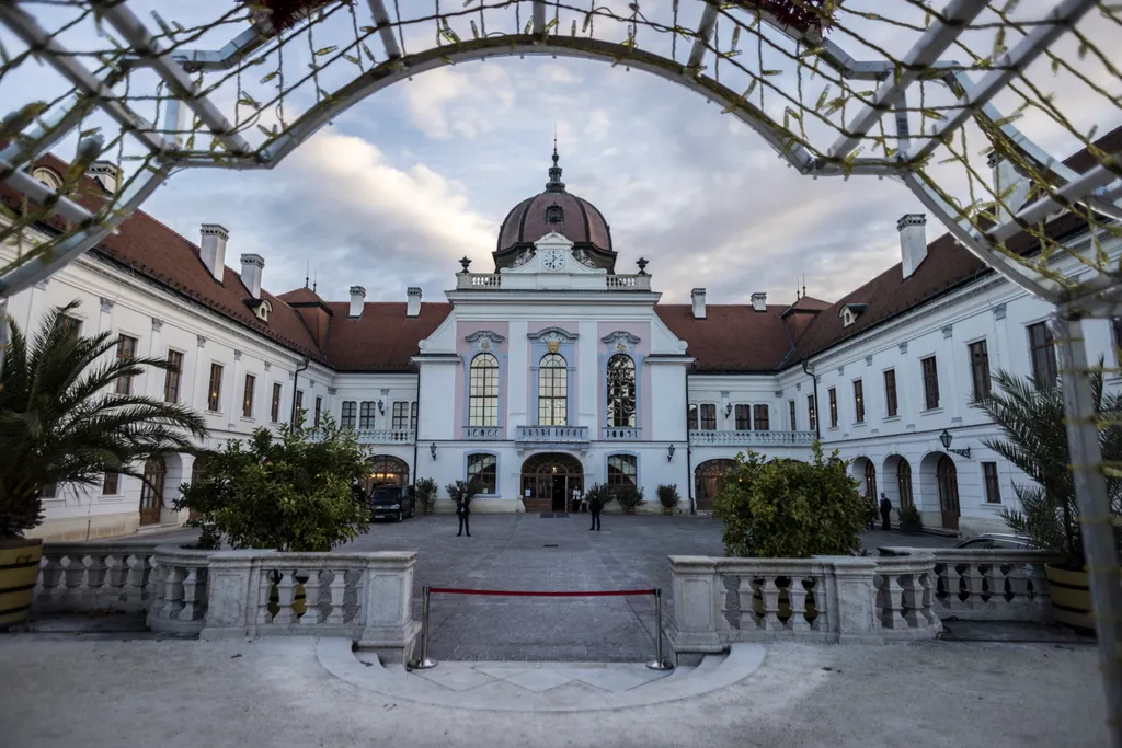GÖDÖLLŐI KASTÉLY