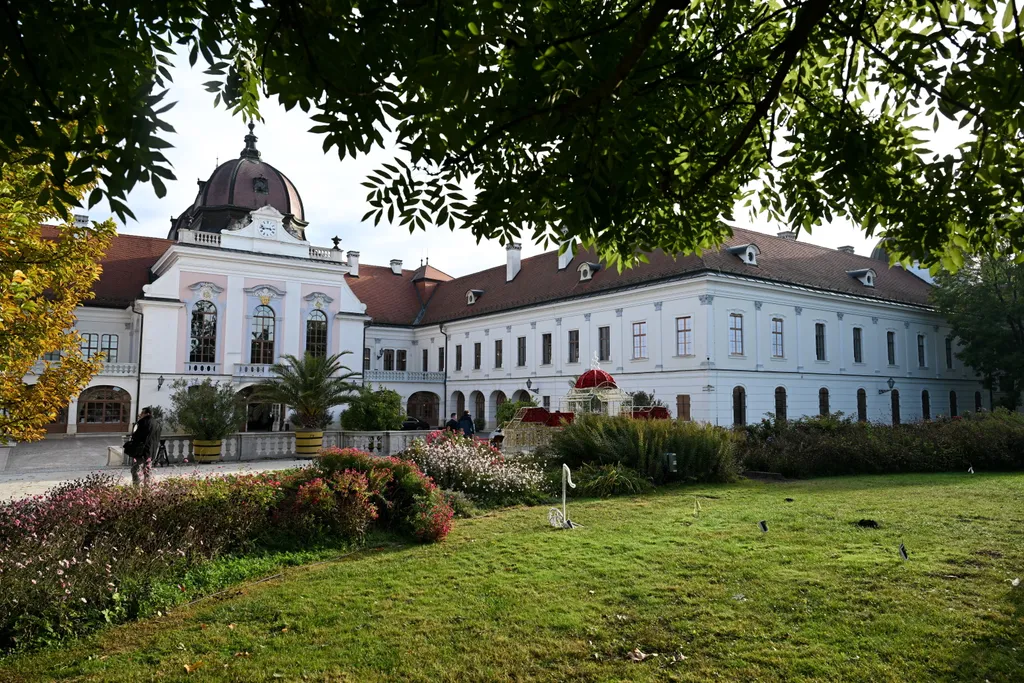 GÖDÖLLŐI KASTÉLY